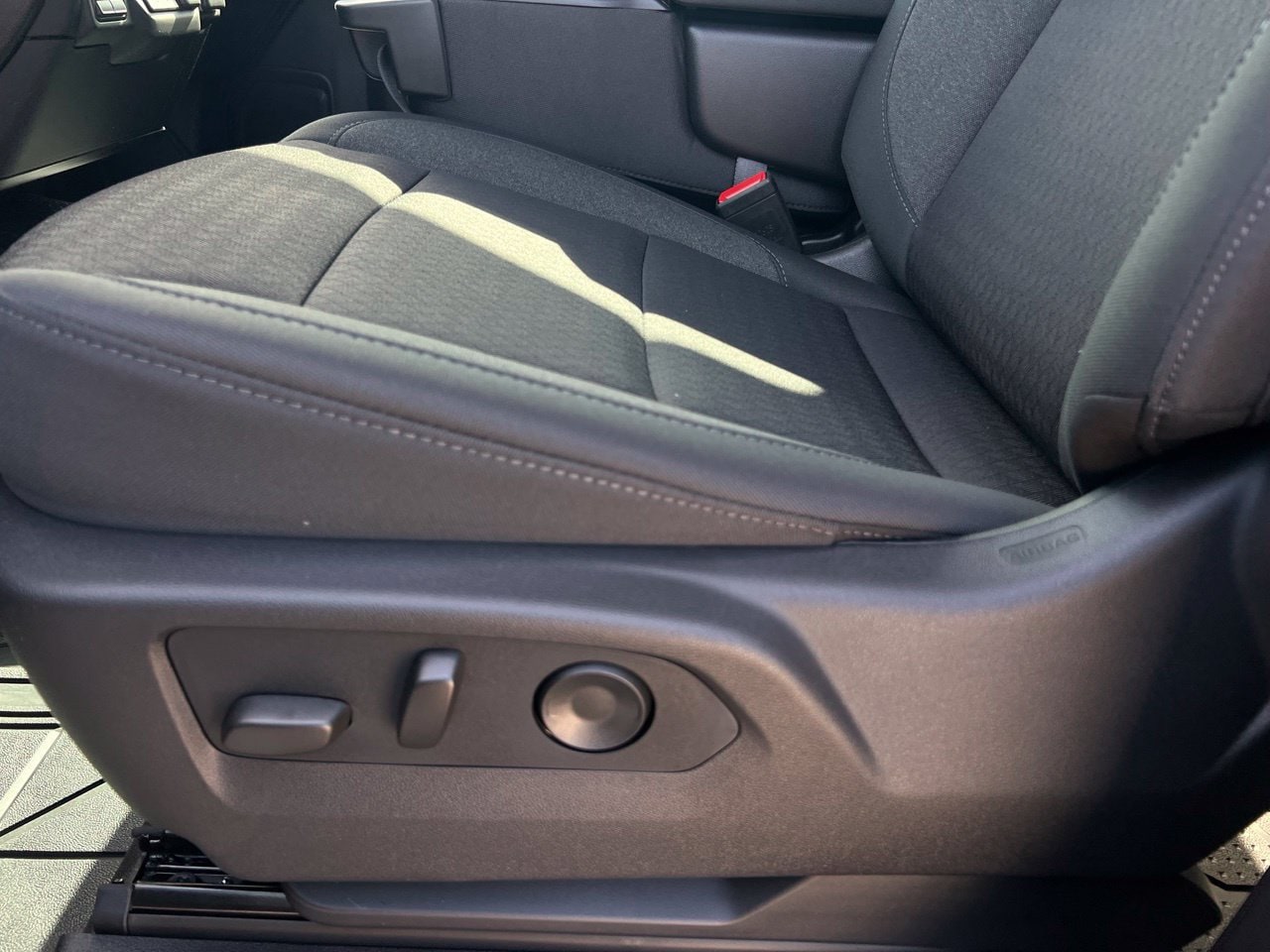 2026 Chevrolet Silverado 1500 Custom - Photo 25