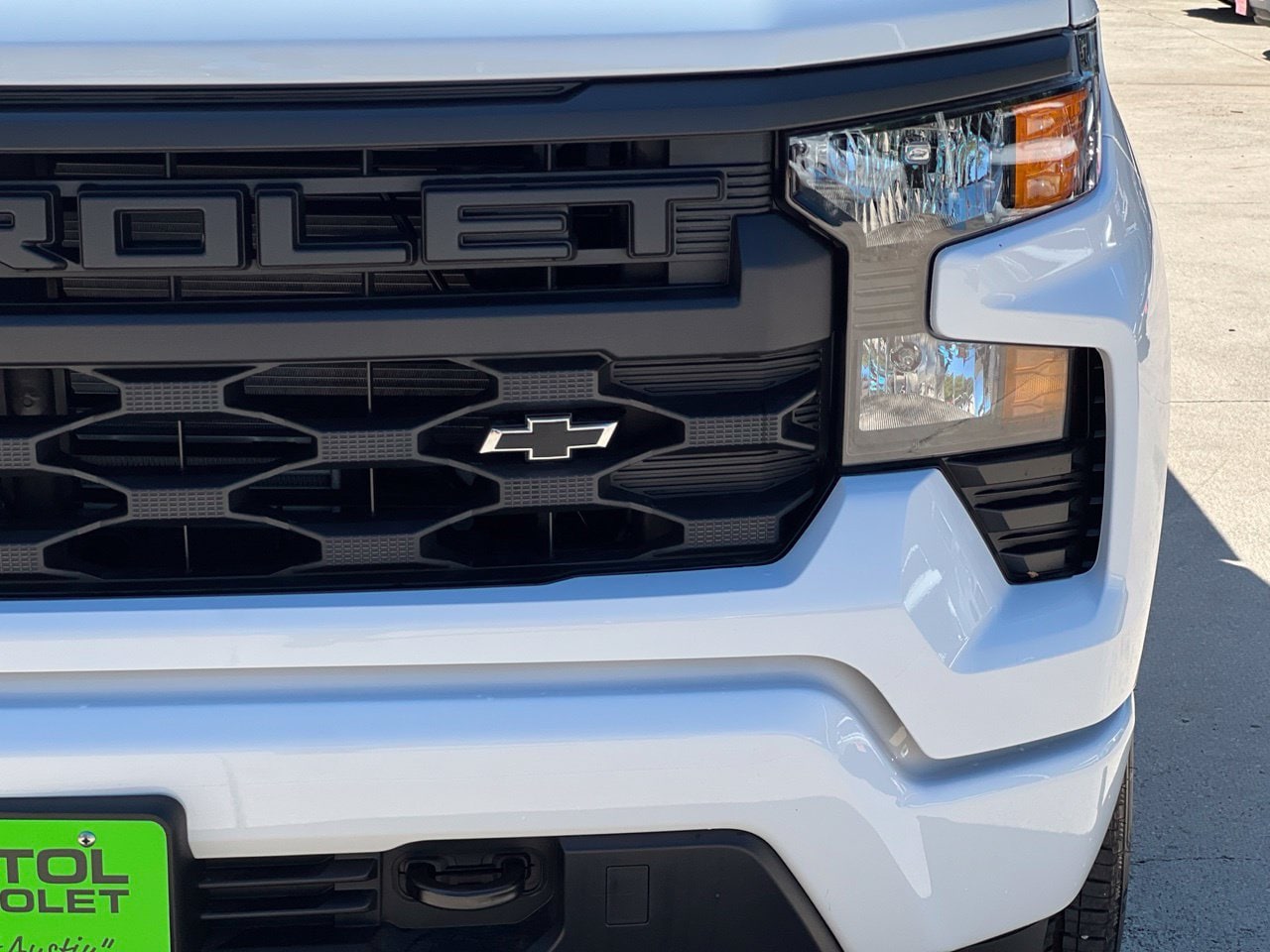 2026 Chevrolet Silverado 1500 Custom - Photo 9