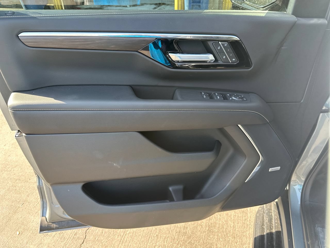 2026 Chevrolet Suburban High Country - Photo 21