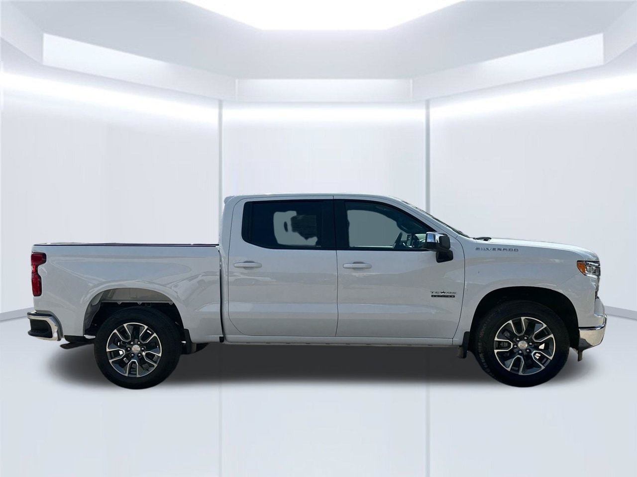 2026 Chevrolet Silverado 1500 LT - Photo 7