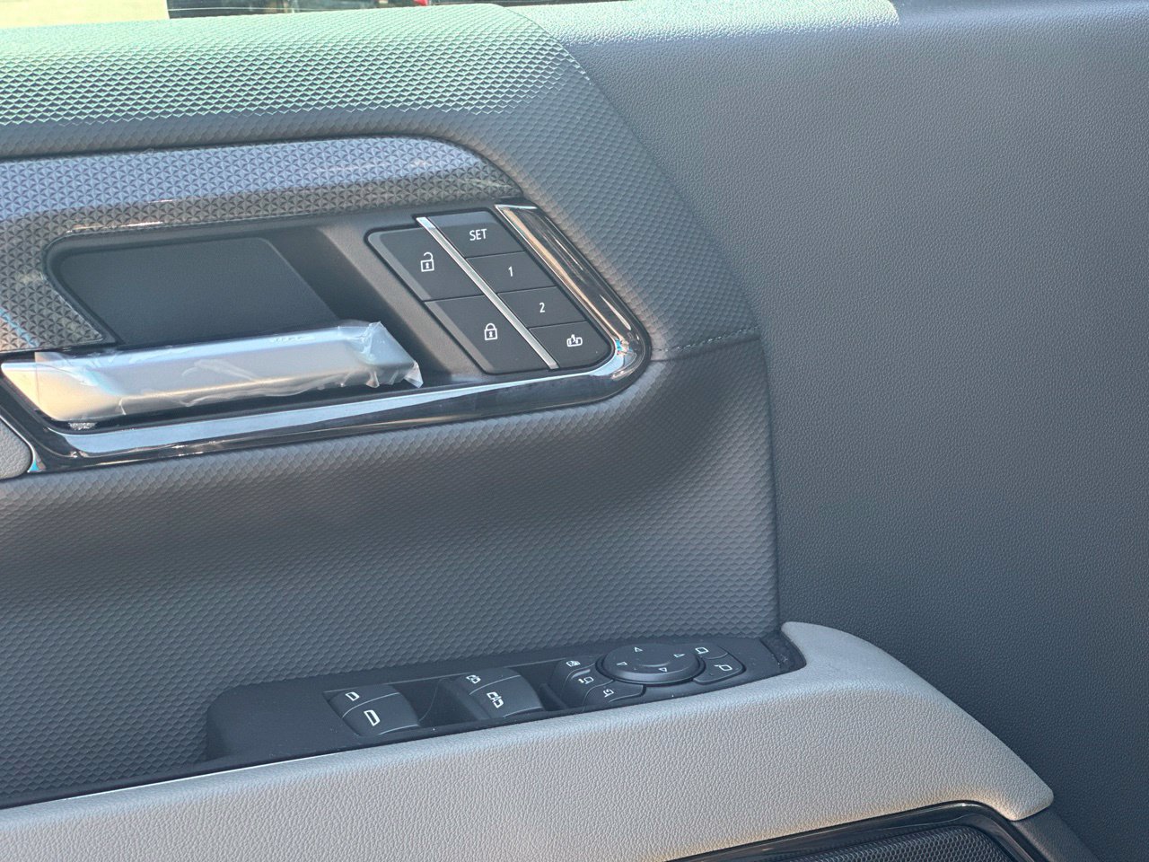 2026 Chevrolet Silverado 2500 HD ZR2 Truck, photo 11