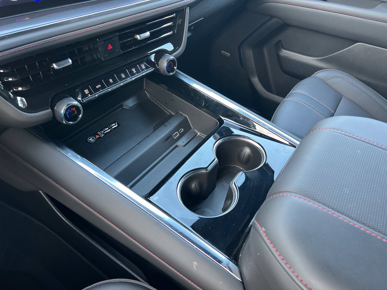 2026 Chevrolet Tahoe RST - Photo 23