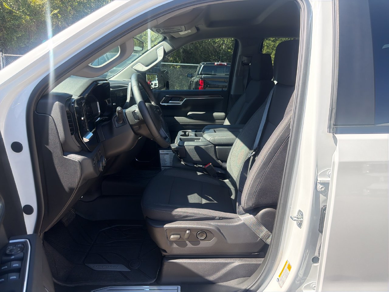 2026 Chevrolet Silverado 1500 RST - Photo 9