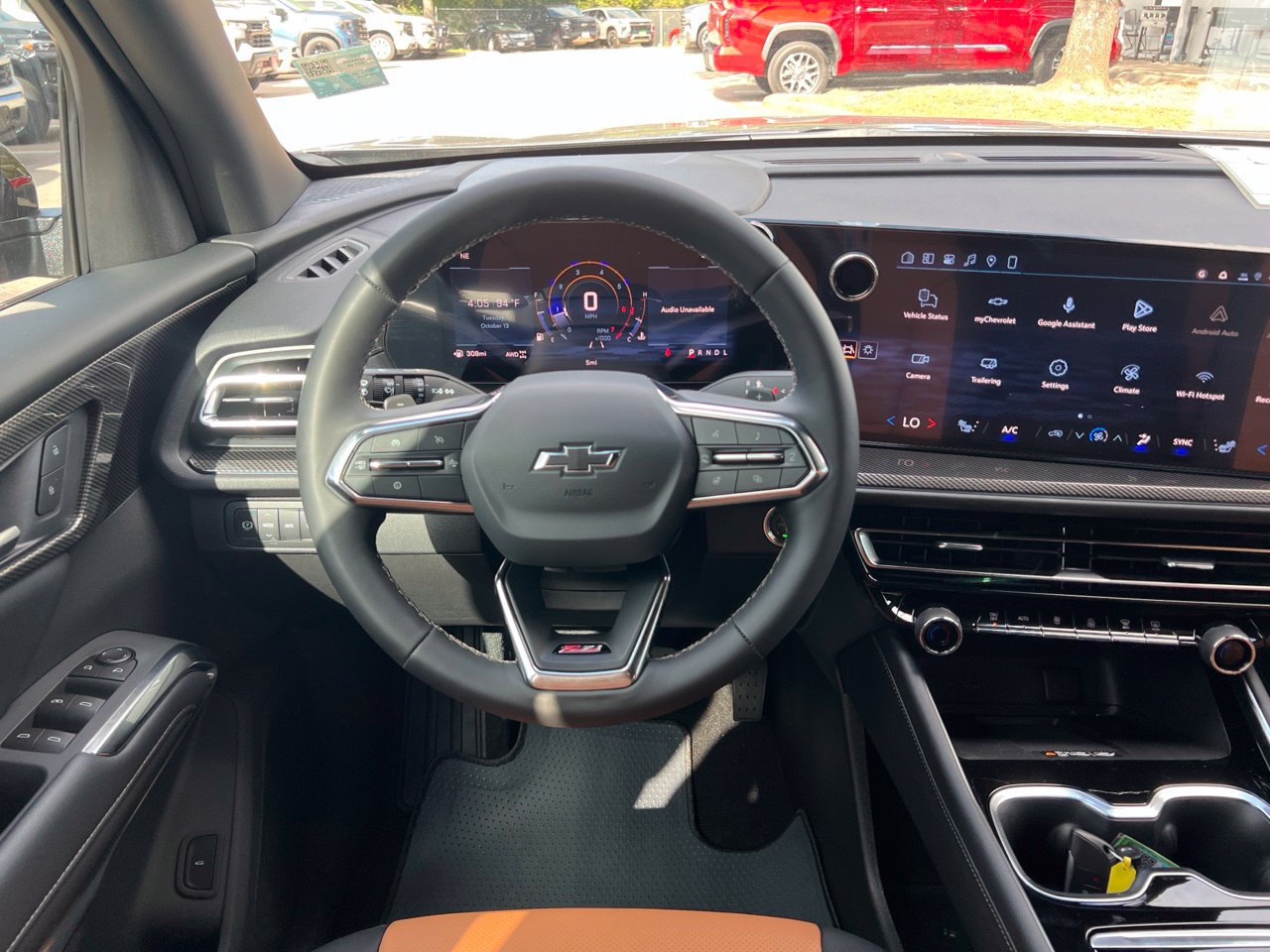 2027 Chevrolet Traverse Z71 SUV, photo 15