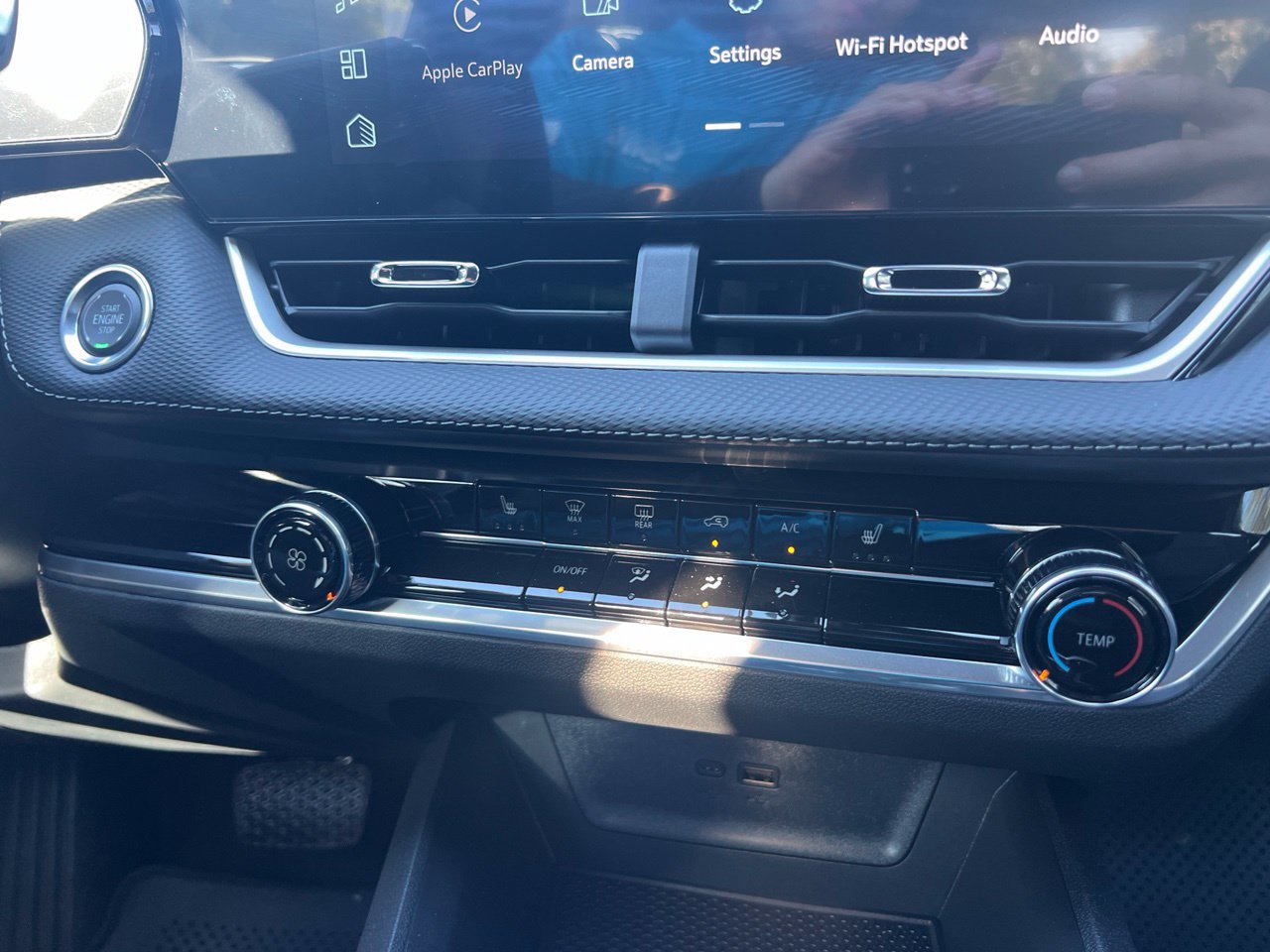 2027 Chevrolet Equinox LT, photo 20