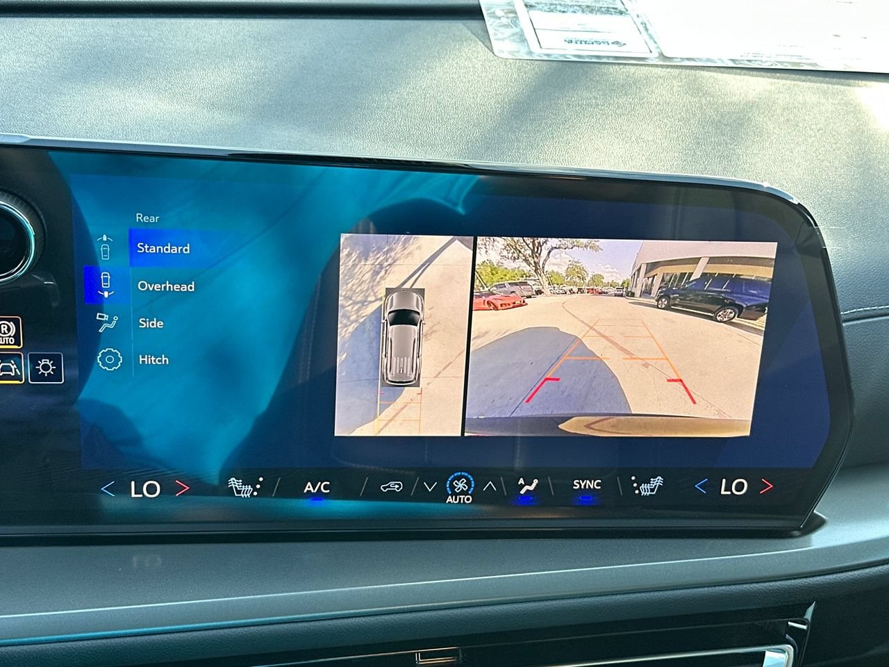 2027 Chevrolet Traverse LT, photo 20