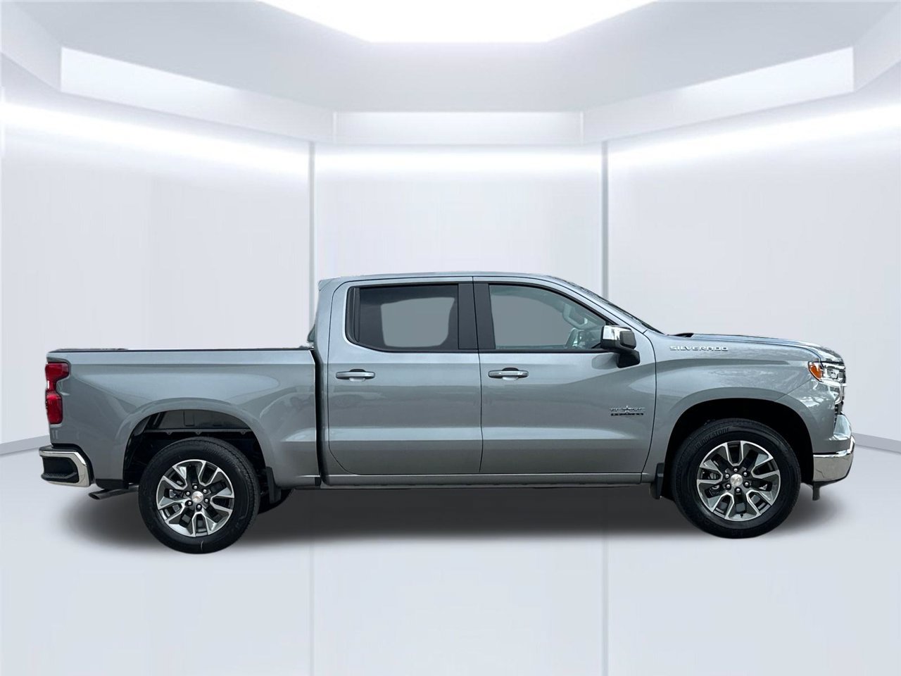 2026 Chevrolet Silverado 1500 LT - Photo 6