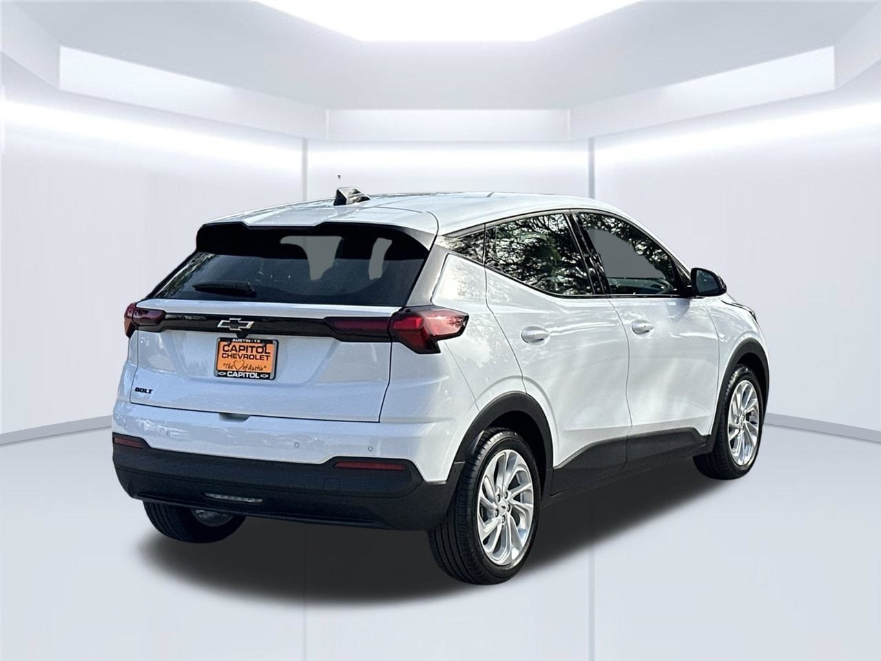 2027 Chevrolet Bolt LT, photo 6