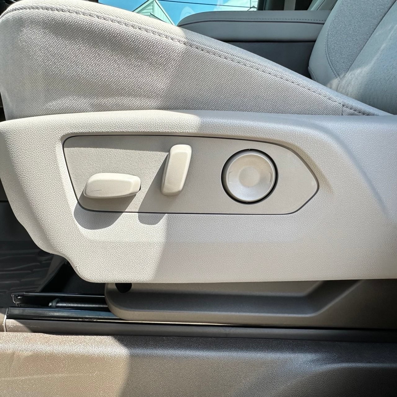 2026 Chevrolet Silverado 1500 LT Truck, photo 22