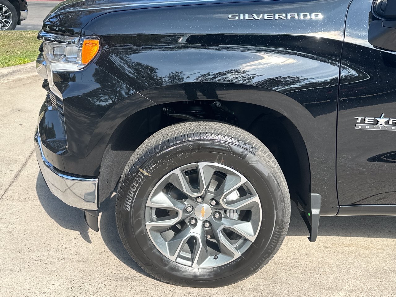 2026 Chevrolet Silverado 1500 LT - Photo 14