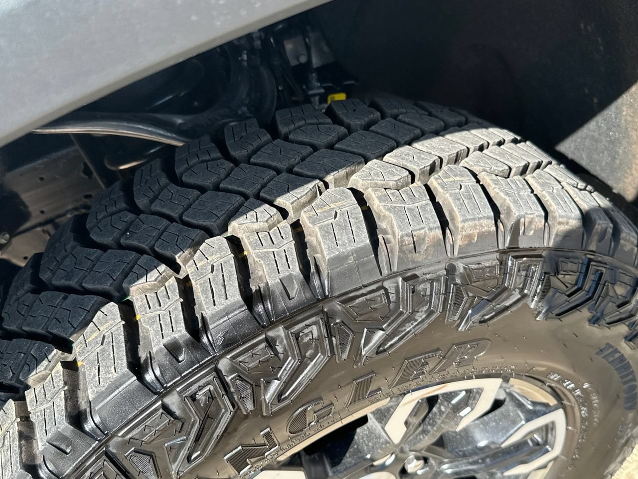 2026 Chevrolet Silverado 1500 ZR2 - Photo 29
