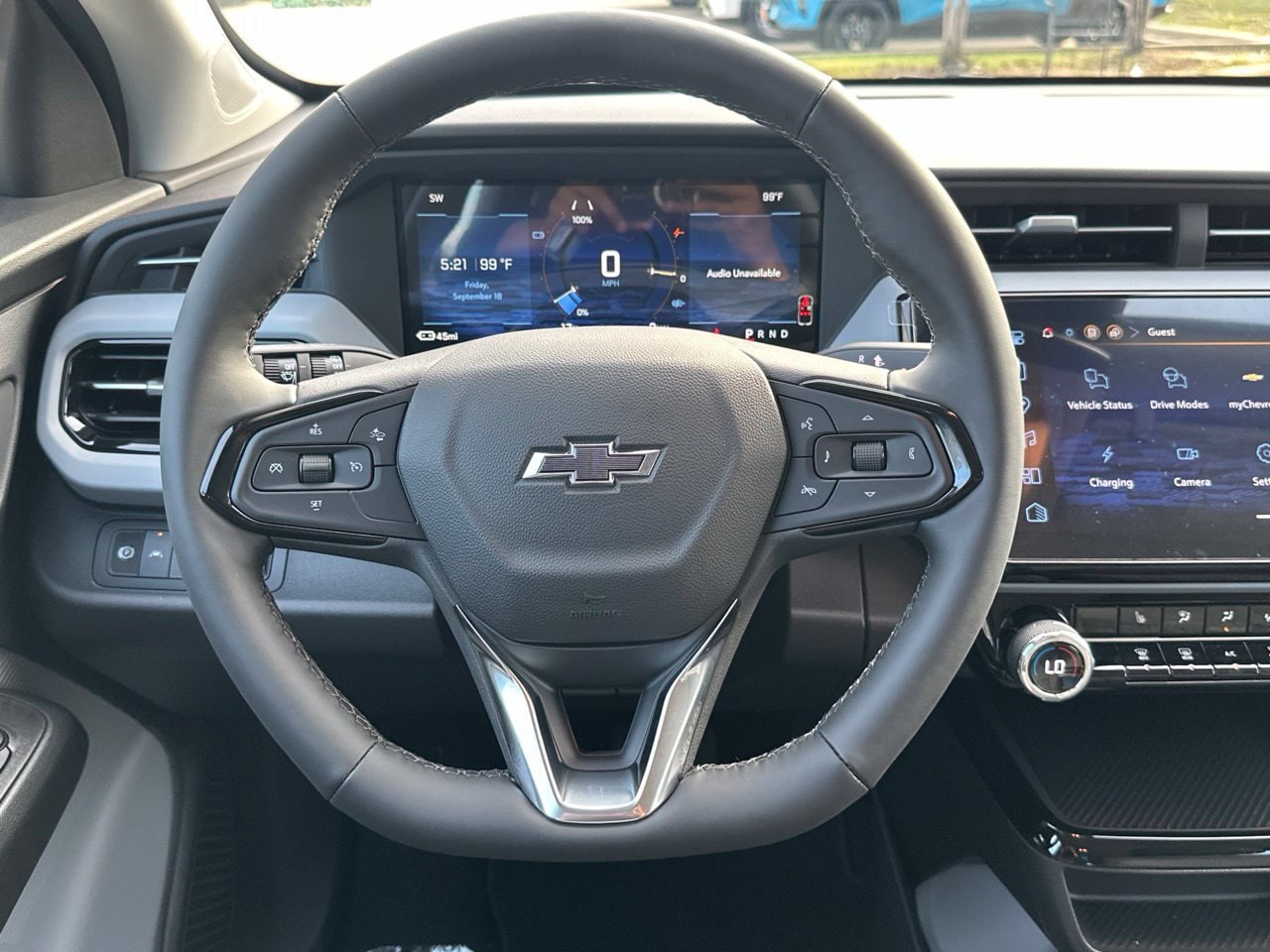 2027 Chevrolet Bolt LT, photo 15
