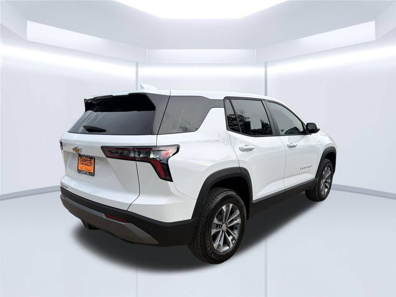 2027 Chevrolet Equinox LT - Photo 6