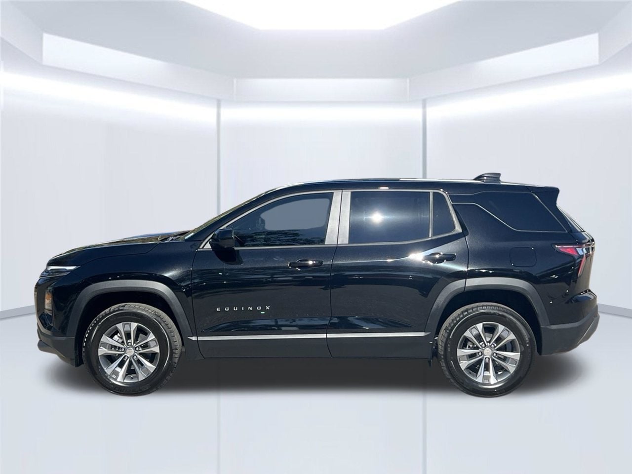 2027 Chevrolet Equinox LT SUV, photo 3