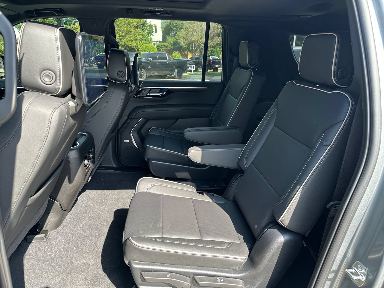 2026 Chevrolet Suburban High Country - Photo 26