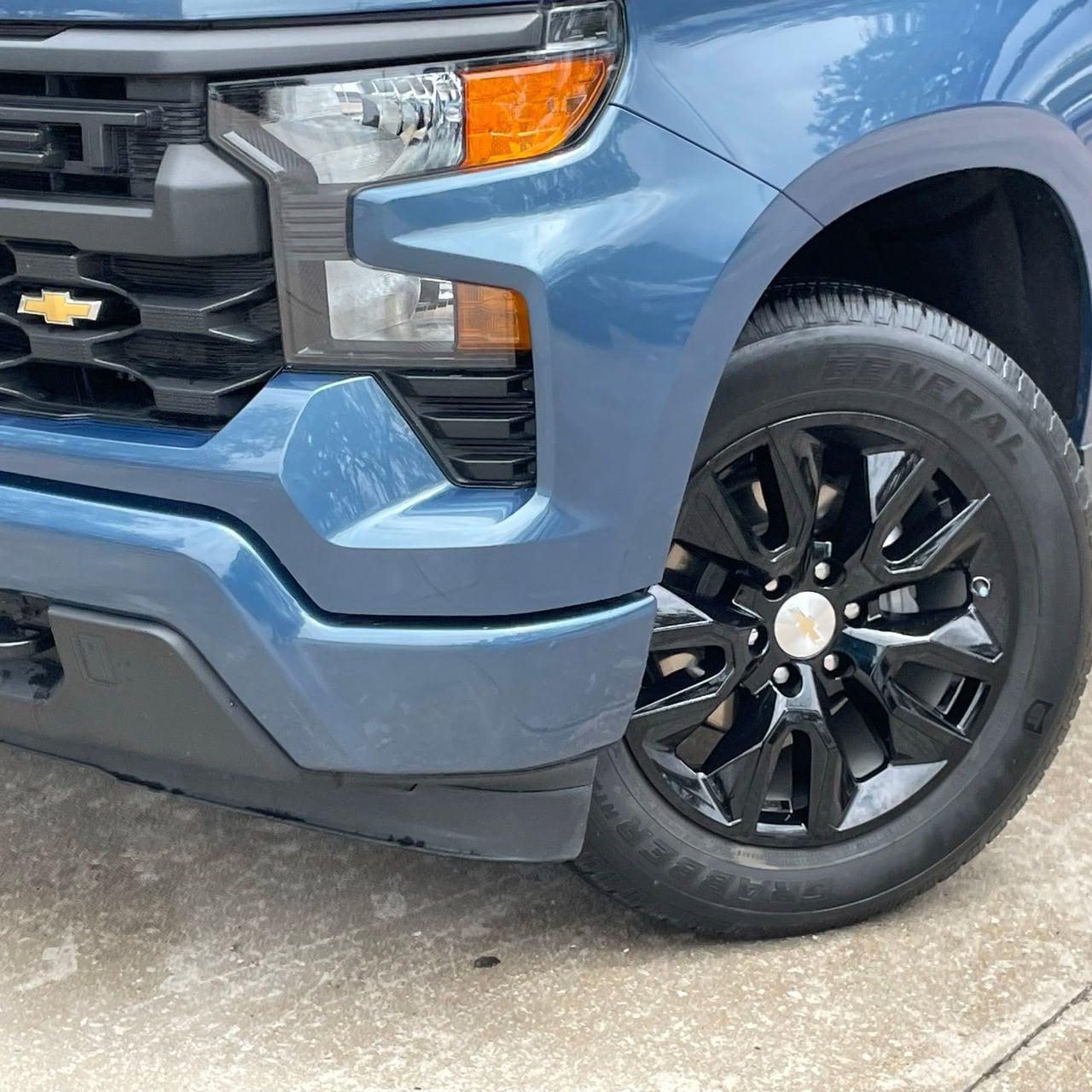 2024 Chevrolet Silverado 1500 Custom - Photo 9