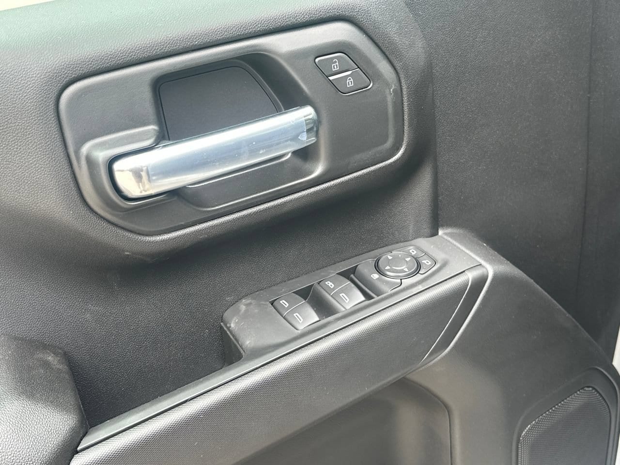 2026 Chevrolet Silverado 1500 Custom, photo 10