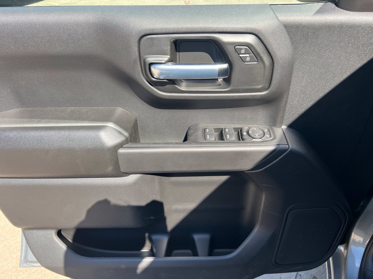 2026 Chevrolet Silverado 1500 Custom - Photo 11