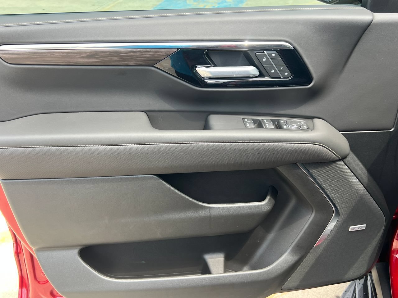 2026 Chevrolet Tahoe Premier - Photo 11