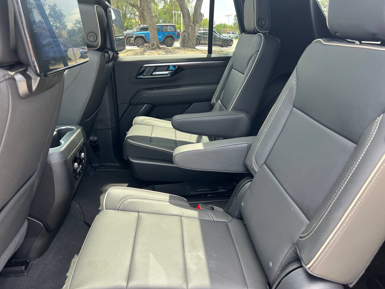 2026 Chevrolet Tahoe Premier - Photo 26