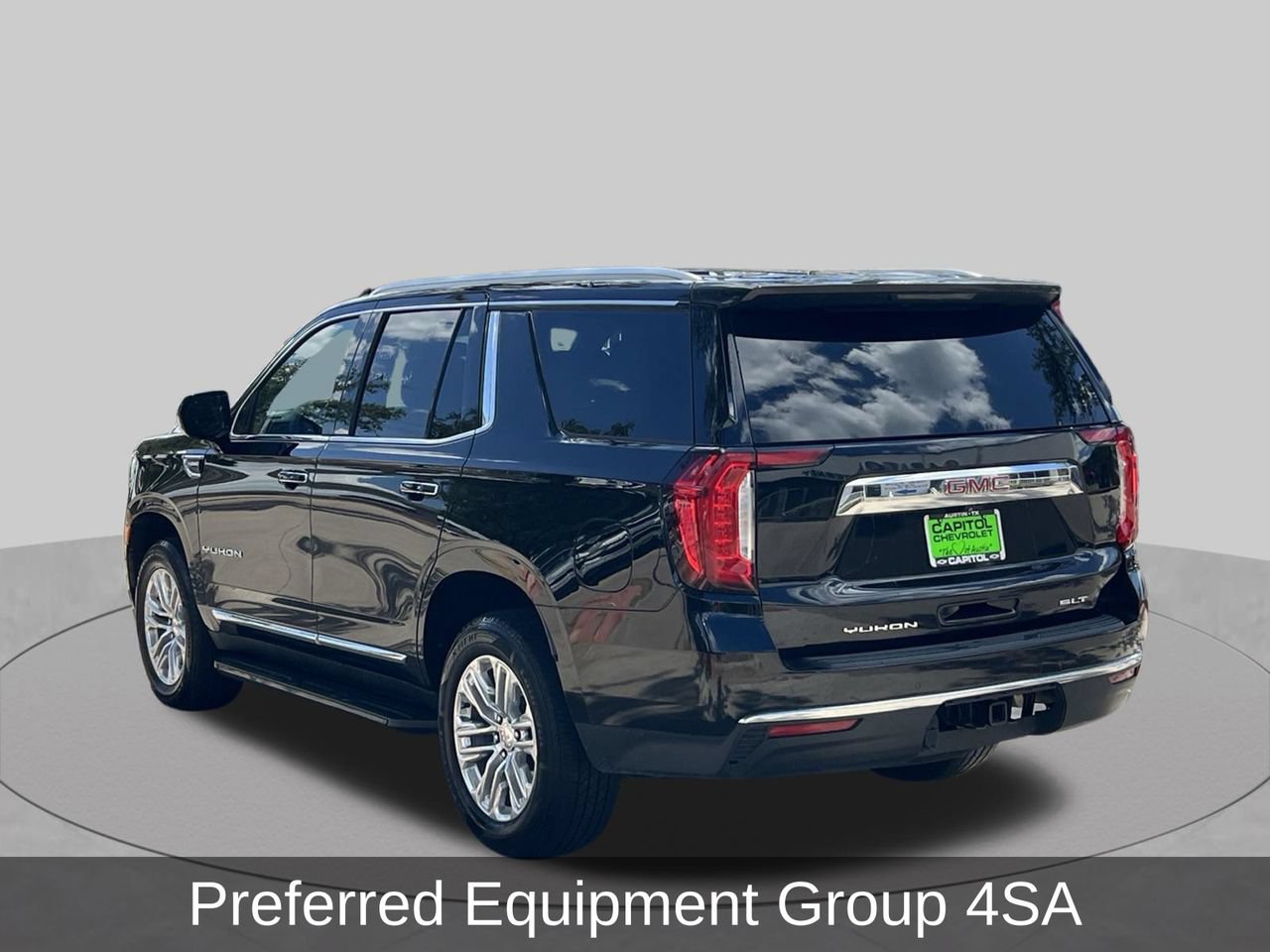 Used 2024 GMC Yukon SLT SUV