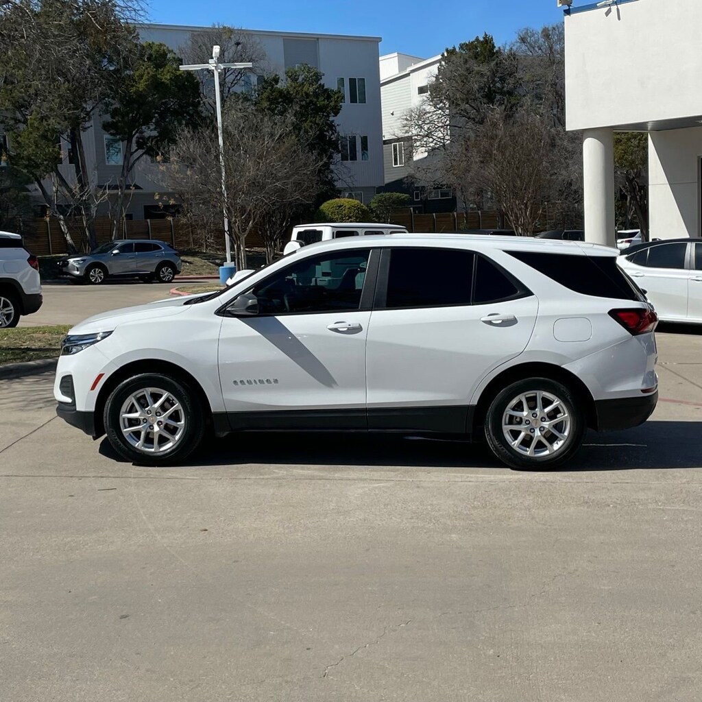 Used 2022 Chevrolet Equinox LS SUV