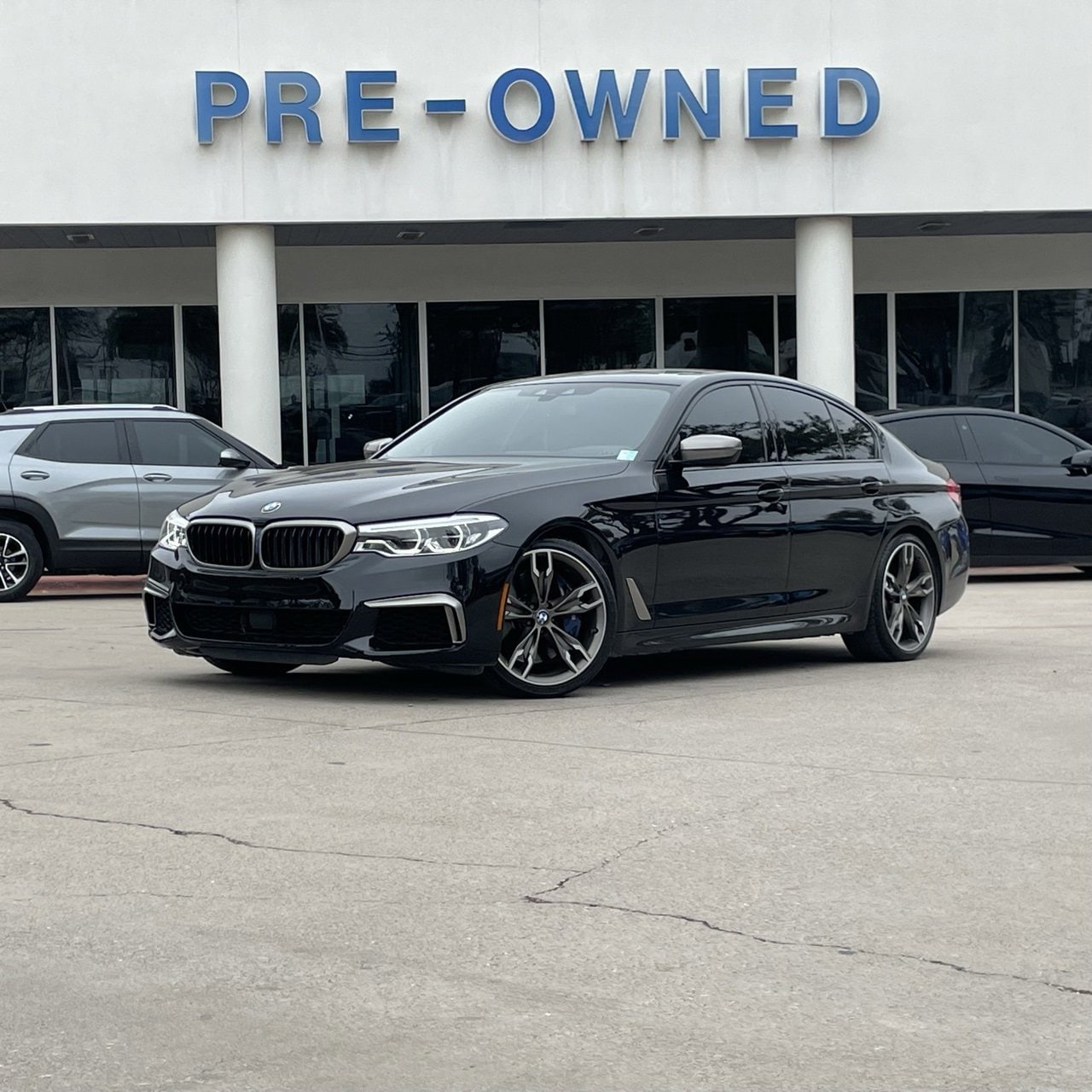 2020 BMW 5 Series M550i's photo