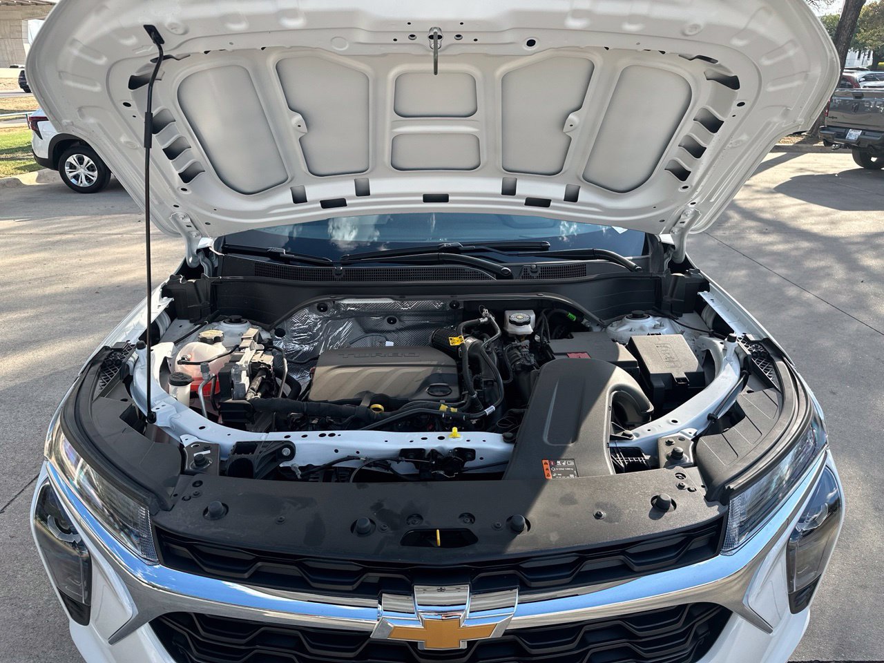 2026 Chevrolet Trax LS - Photo 28