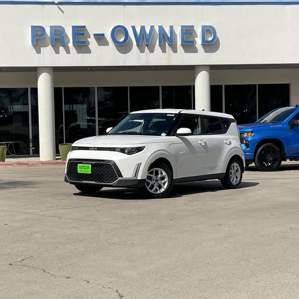 Used 2024 Kia Soul LX Hatchback