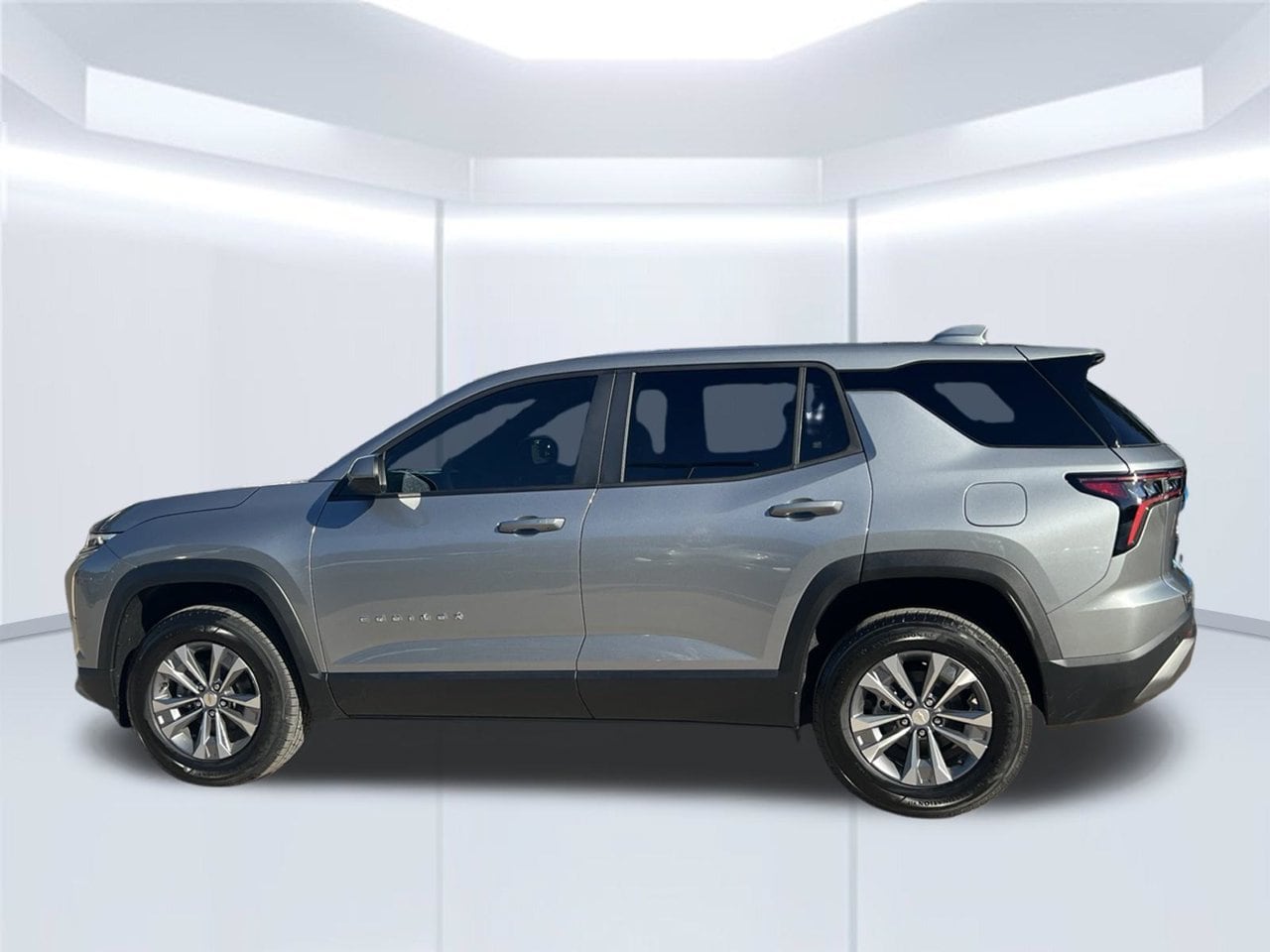 2027 Chevrolet Equinox LT, photo 3