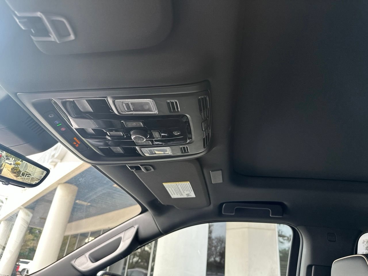 2026 Chevrolet Suburban Premier, photo 23