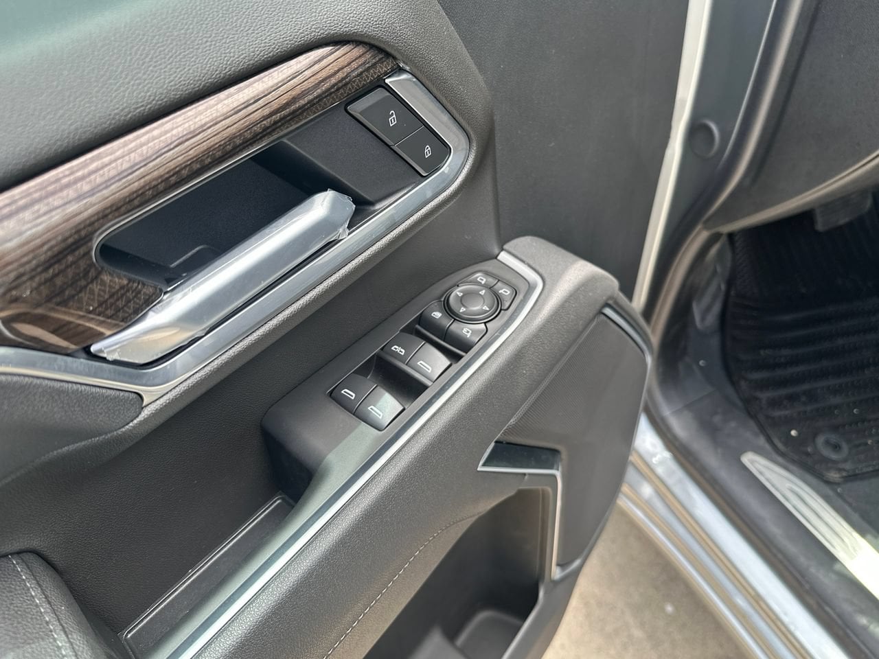 2026 Chevrolet Silverado 2500 HD LT Truck, photo 13