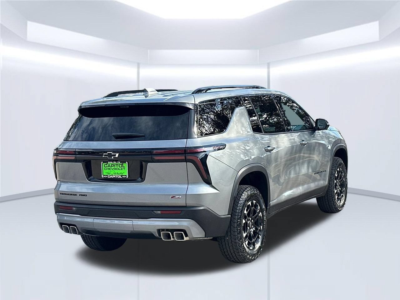 2027 Chevrolet Traverse Z71 SUV, photo 6