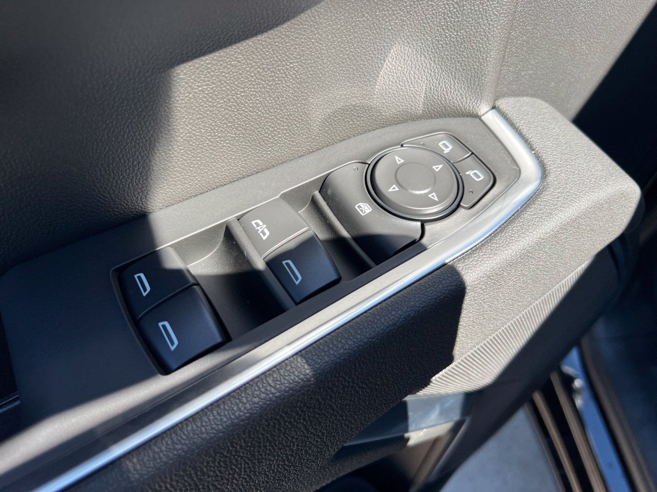 2026 Chevrolet Silverado 1500 LT Truck, photo 13