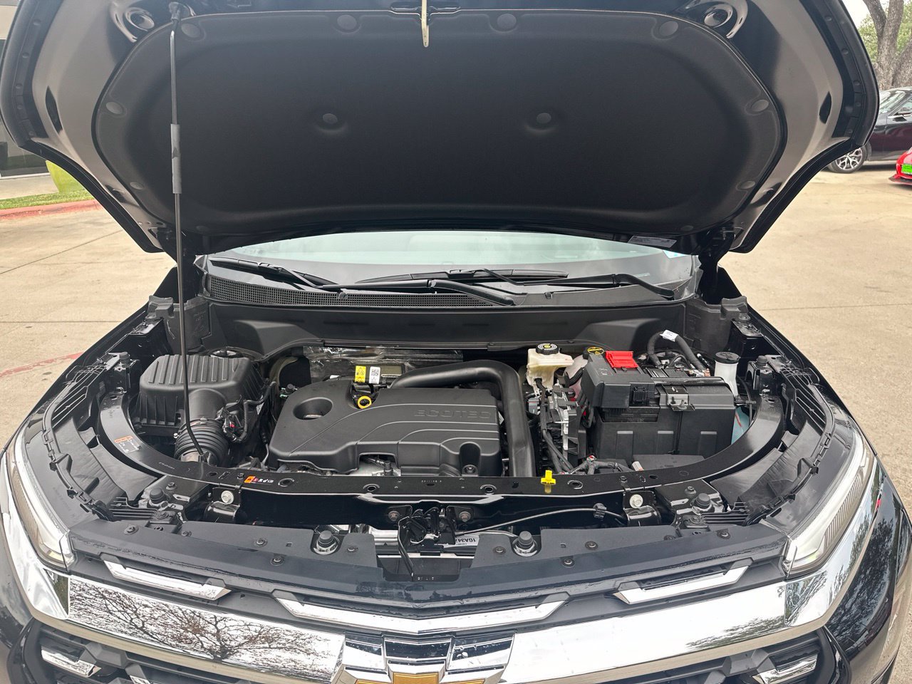 2027 Chevrolet Equinox LT - Photo 15