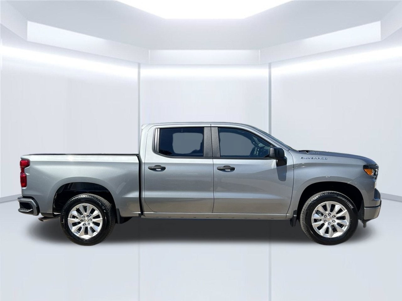 2026 Chevrolet Silverado 1500 Custom - Photo 6
