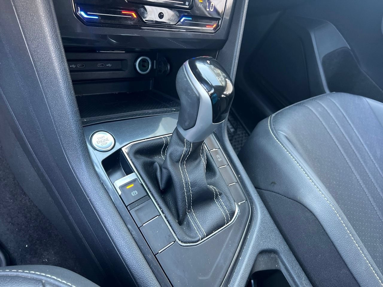 2024 Volkswagen Tiguan SE - Photo 22