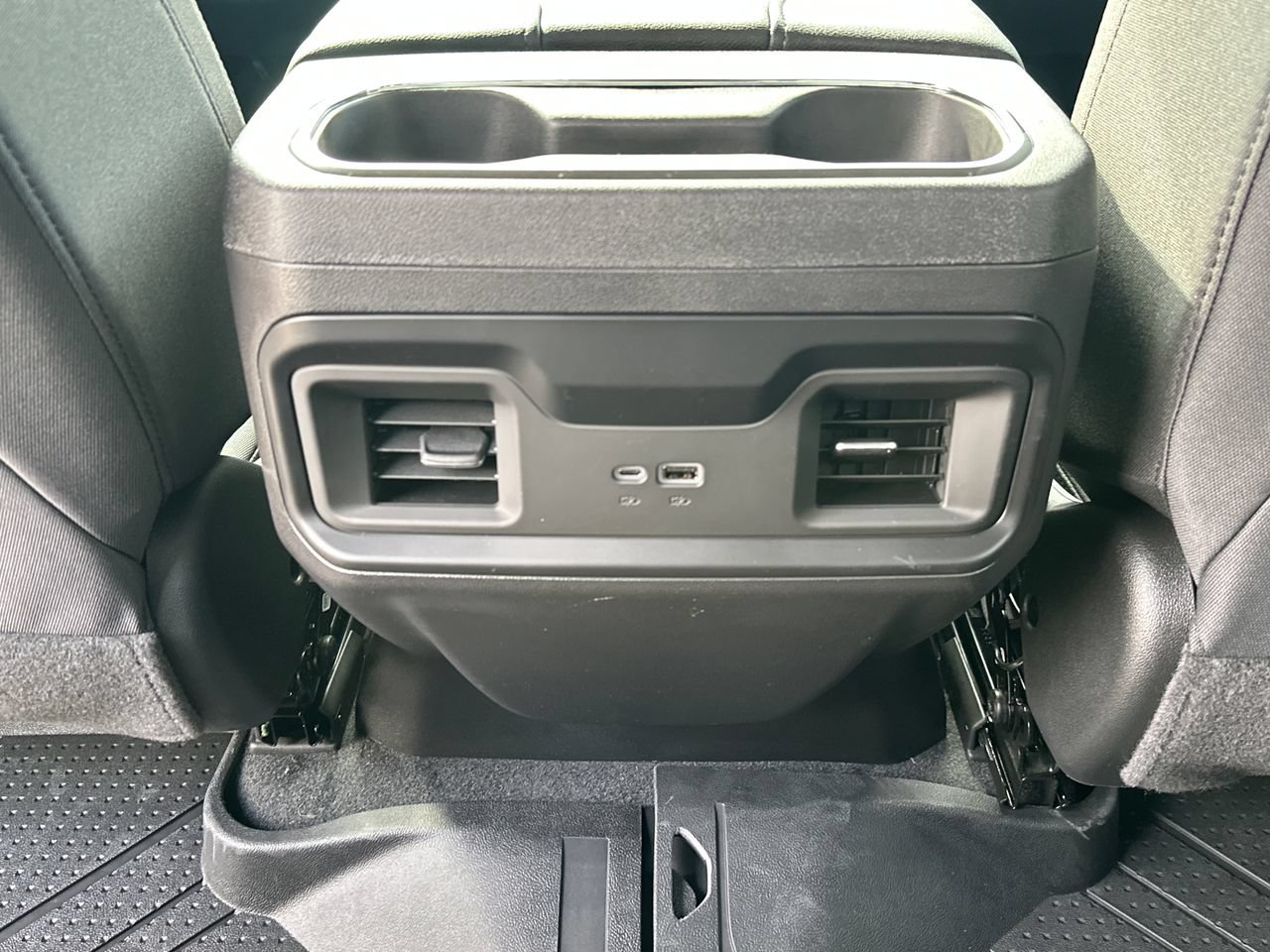 2026 Chevrolet Silverado 1500 LT - Photo 27