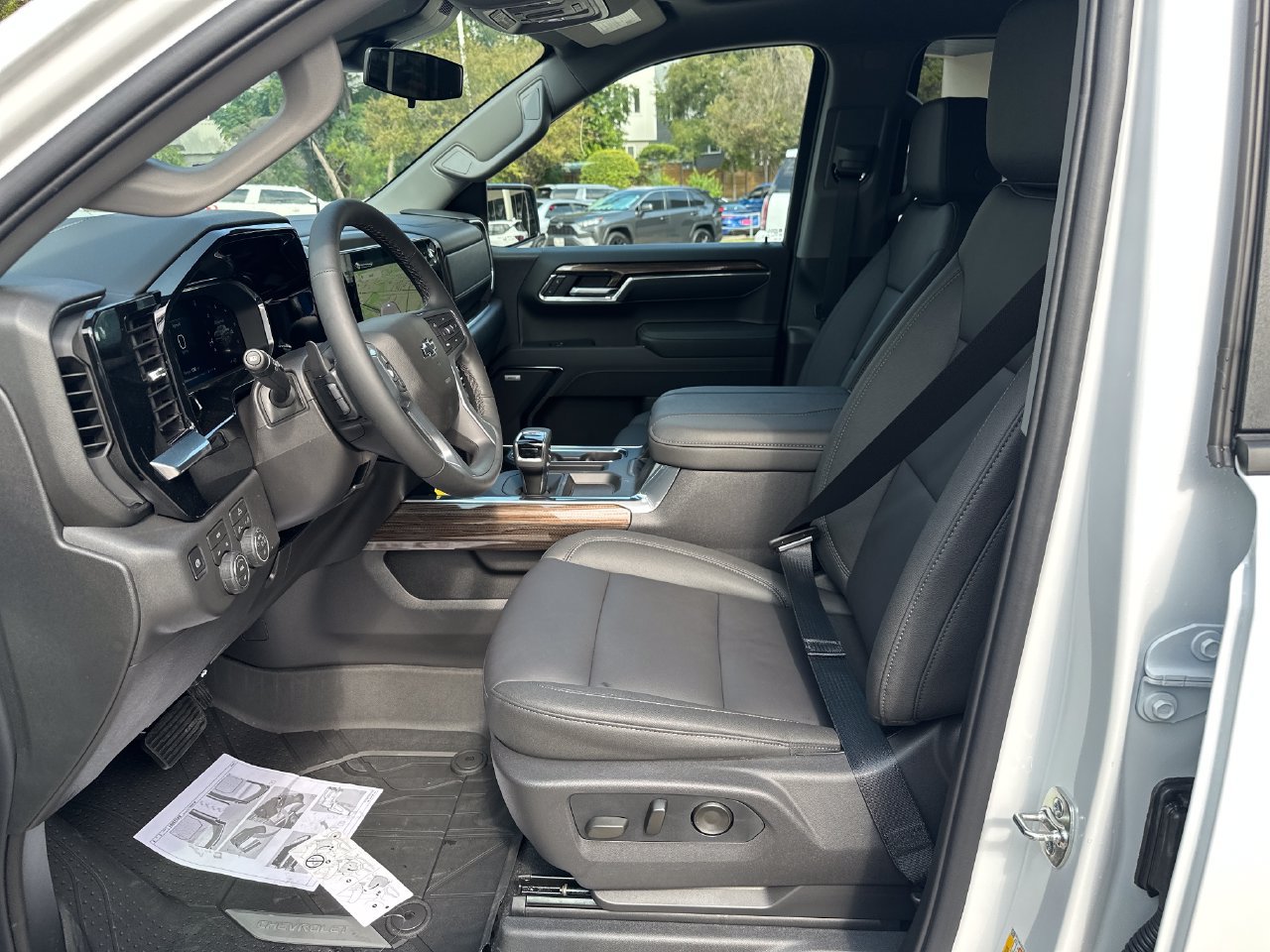 2026 Chevrolet Silverado 1500 RST Truck, photo 21