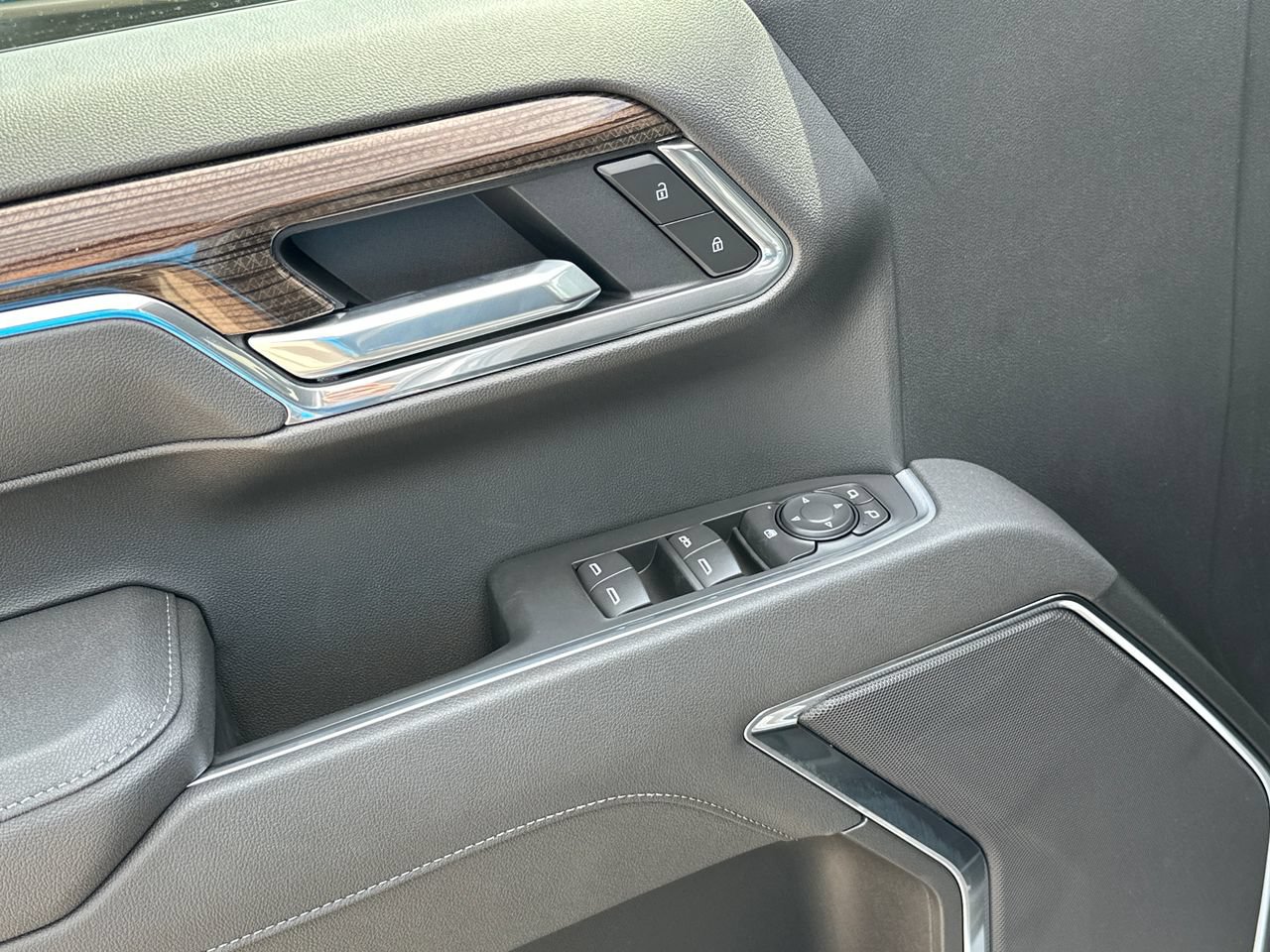 2026 Chevrolet Silverado 1500 LT Truck, photo 12