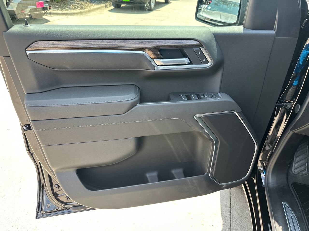 2026 Chevrolet Silverado 1500 LT, photo 10