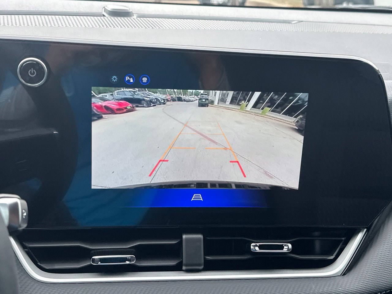 2027 Chevrolet Equinox LT - Photo 20