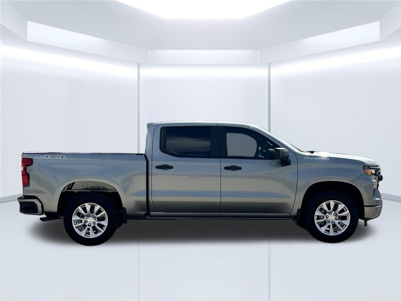 2026 Chevrolet Silverado 1500 Custom - Photo 9