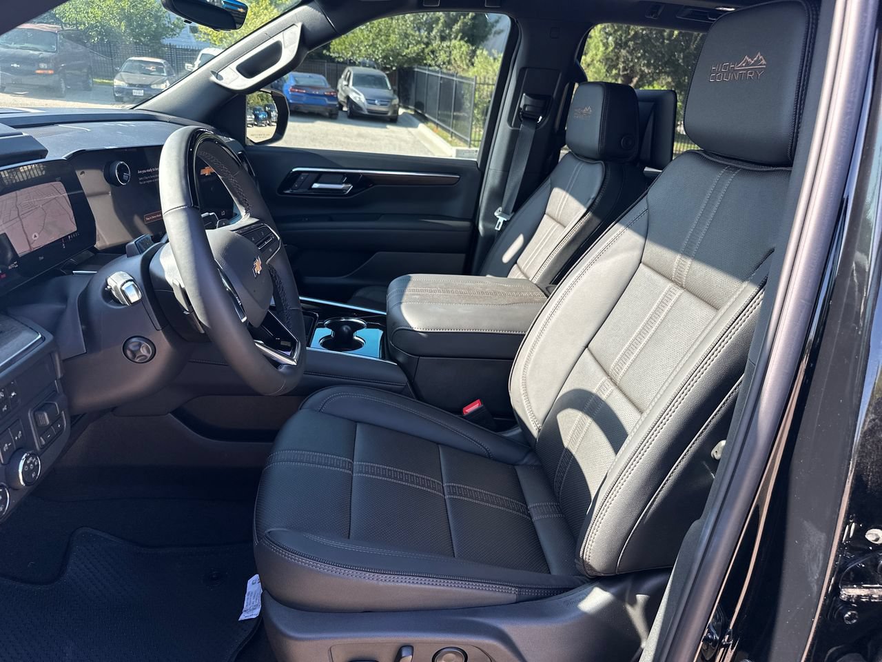 2026 Chevrolet Suburban High Country, photo 10