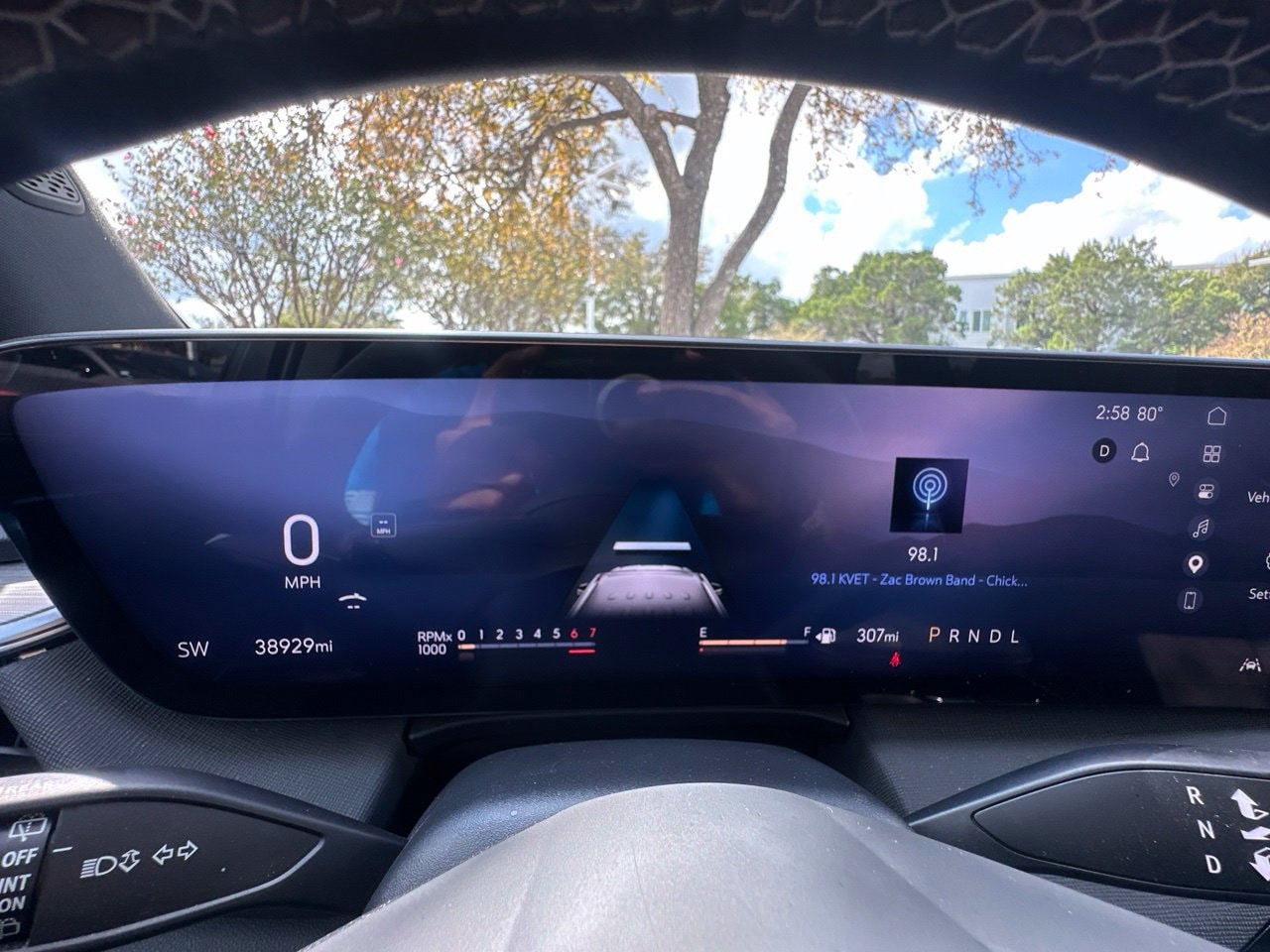 2025 Buick Enclave Preferred - Photo 16