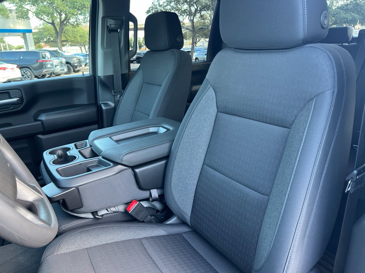 2026 Chevrolet Silverado 2500 HD Custom, photo 11