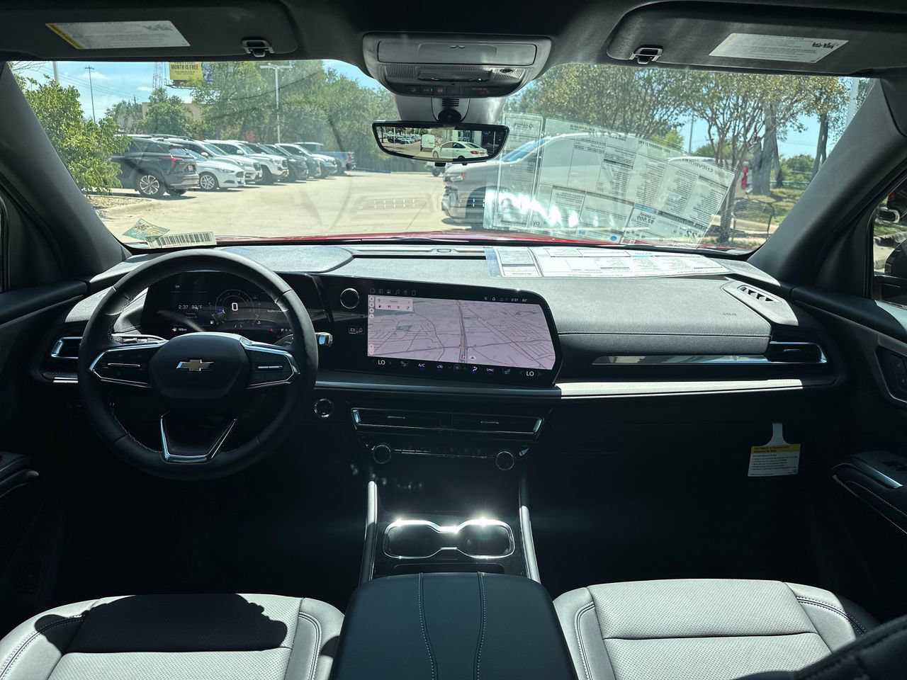 2027 Chevrolet Traverse LT - Photo 12
