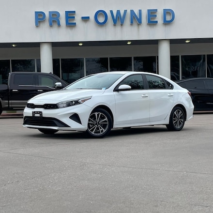 2024 Kia Forte LXS Sedan