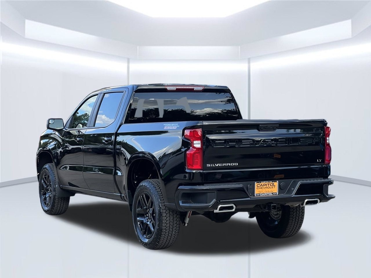 2026 Chevrolet Silverado 1500 LT Trail Boss Truck, photo 4