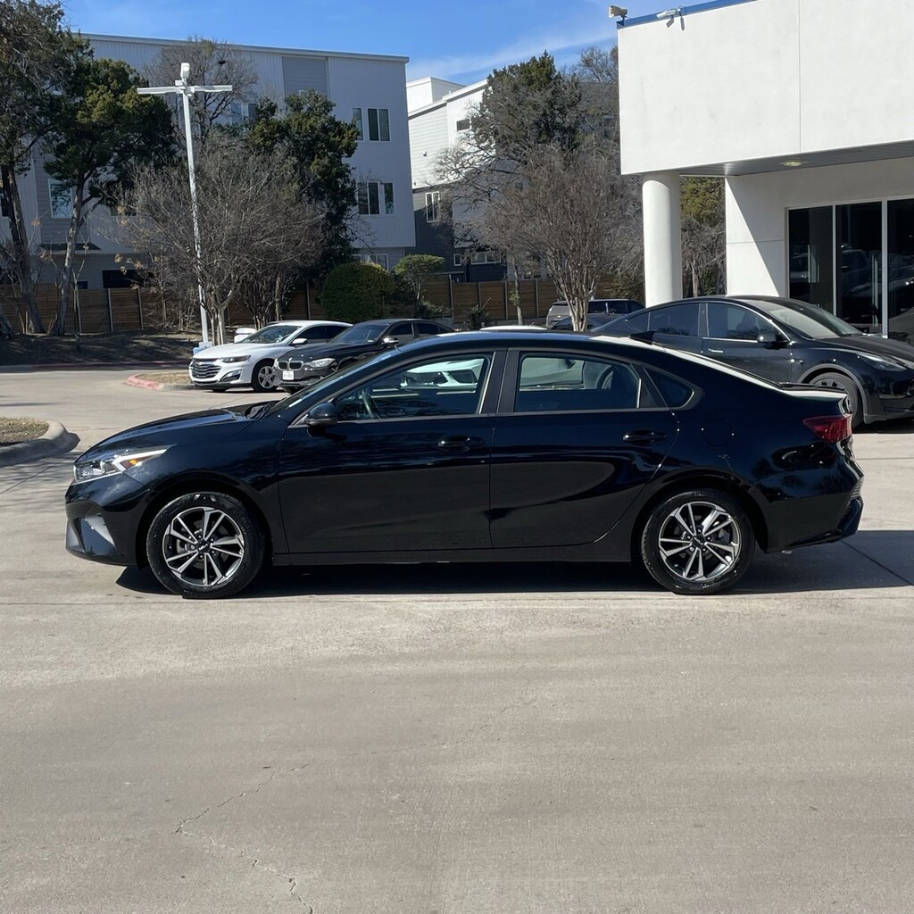 Used 2024 Kia Forte LXS Sedan